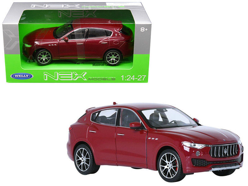 Модель машины 1:24 Maserati Levante  