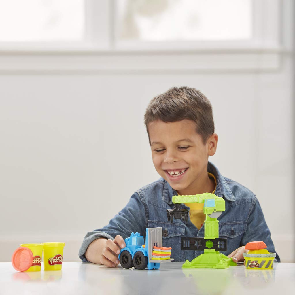 Игровой набор Play-Doh - Wheels Кран и погрузчик  
