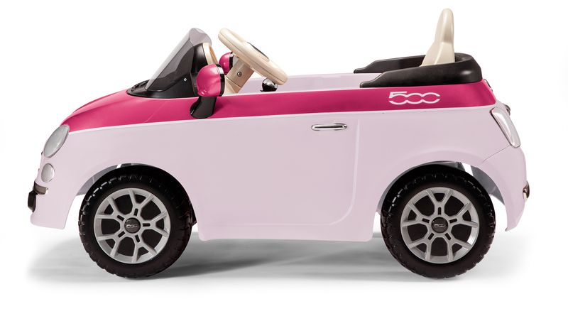 Розовая машинка с электрическим приводом - FIAT 500  