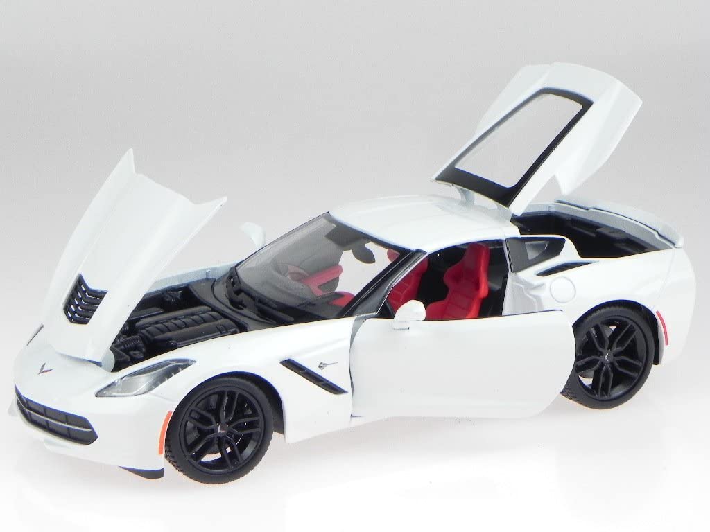 Модель машины - Corvette Stingray, 1:18   