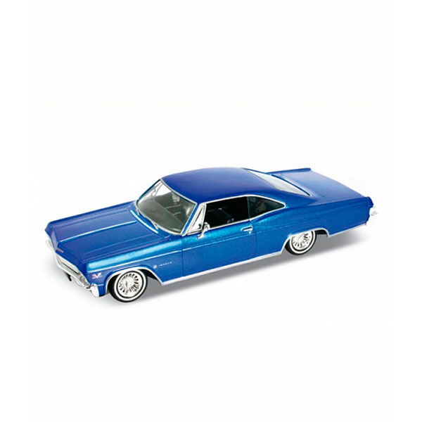 Винтажная машина Chevrolet Impala 1965, масштаб 1:24  