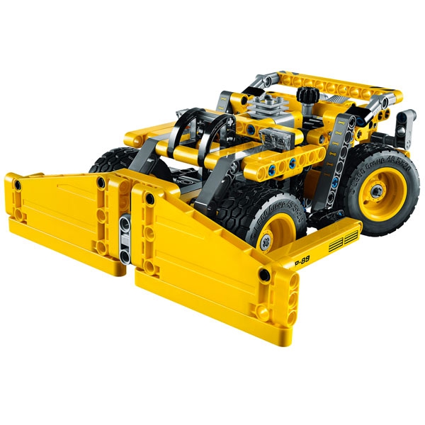 Lego Technic. Лего Техник. Карьерный грузовик  