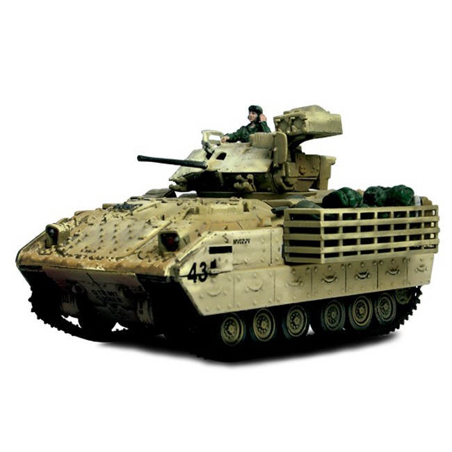 

Коллекционная модель - Бронетранспортер M3A2 Bradley 2003, США, 1:72