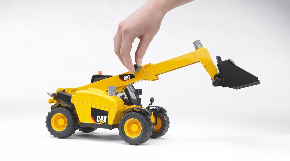 Погрузчик колёсный Bruder CAT Telehandler с телескопическим ковшом  