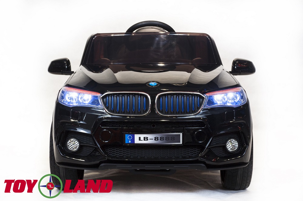 Электромобиль BMW X5 черного цвета  