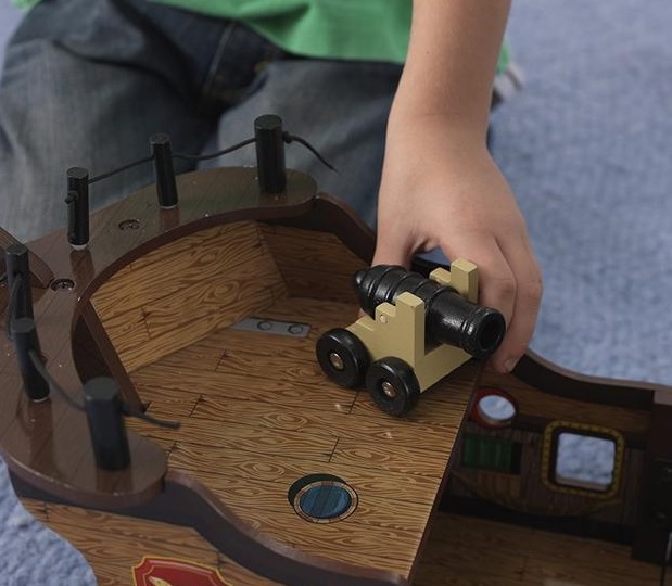 Игровой набор деревянный для мальчика - Пиратский корабль, раскрывающийся  