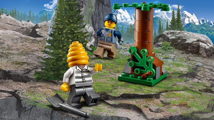 Конструктор Lego City - Убежище в горах  