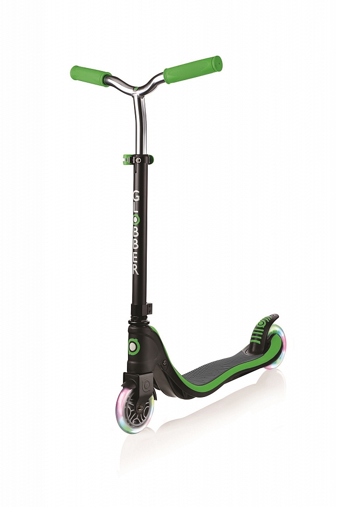 

Двухколесный самокат Globber Flow 125 Lights, зеленый, светящиеся колеса