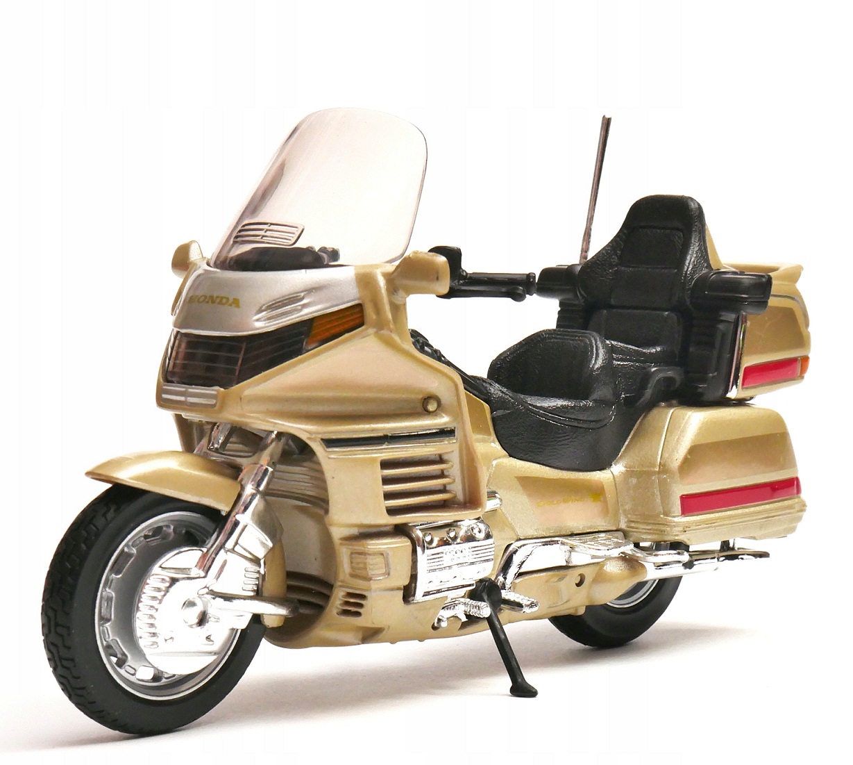 Мотоцикл - Honda Gold Wing  