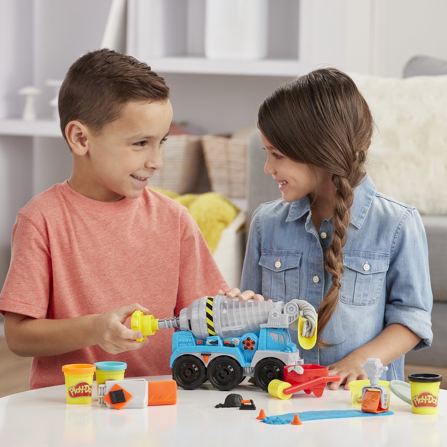 Игровой набор Play-Doh - Wheels Бетономешалка  