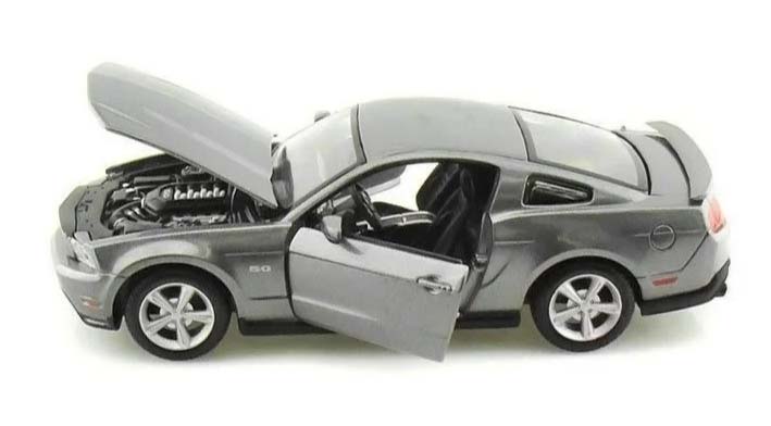 Модель машины - Ford Mustang GT, 1:24   