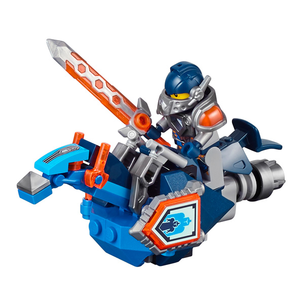 Lego Nexo Knights. Роковое наступление генерала Магмара  