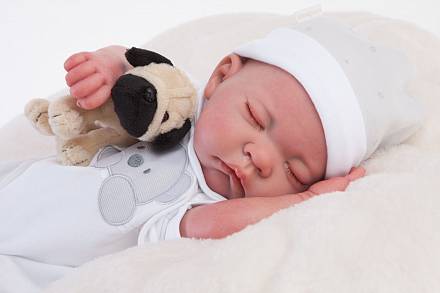 Кукла Реборн младенец Рамон, спящий, 40 см 