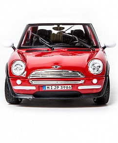 Машинка Mini Cooper S, масштаб 1:24 (BBURAGO, 18-22124)