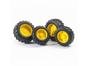 Bruder. Шины с жёлтыми дисками для системы сдвоенных колёс (Bruder, 02-321)