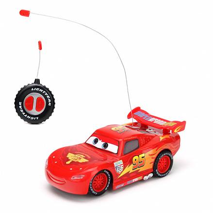 Машина на радиоуправлении Disney Тачки – Макквин, 1:24 