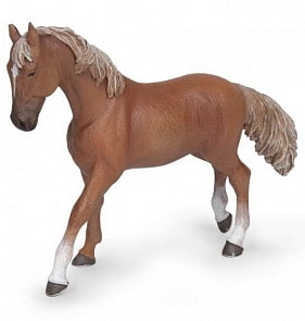Фигурка - Рыжая верховая лошадь (Papo, 51533)