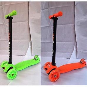 Детский трехколесный самокат, полиуретановые колеса 12 и 8 см, нагрузка до 60 кг (Next, KS407-C1sim) 