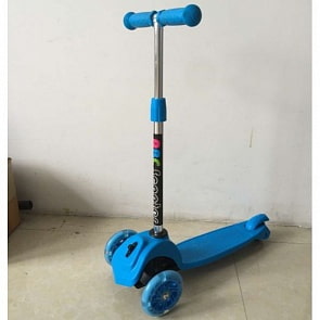 Трехколесный самокат с алюминиевой рамой и фиксацией наклона, нагрузка до 50 кг (Next, BT-HD-C1sim)