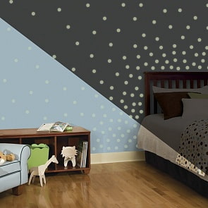 Наклейки для декора - Мерцающие точки, светятся в темноте (RoomMates, RMK2792SCS)