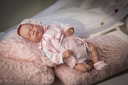 Кукла из коллекции ReBorns - Новорожденный пупс, 45 см, в розовой одежде, виниловый 