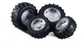 Bruder. Шины для системы сдвоенных колес с серебристыми дисками (Bruder, 02-001) 