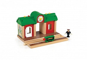 Игровой набор – Звукозаписывающая ж/д станция на батарейках с часами (Brio, 33578)