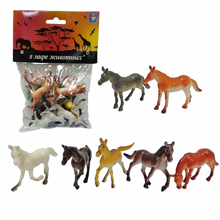Набор фигурок из серии В мире животных – 12 лошадей, 5 см. 