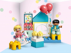 Конструктор Lego Duplo Town - Игровая комната (Lego, 10925-L) - миниатюра