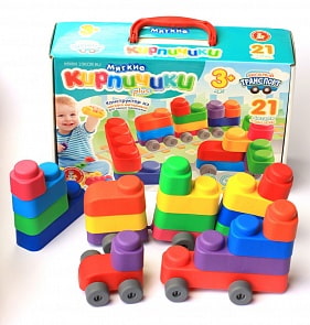 Конструктор - Мягкие кирпичики plus. Веселый транспорт, 21 деталь и колесики (Десятое королевство, 04033ДК)