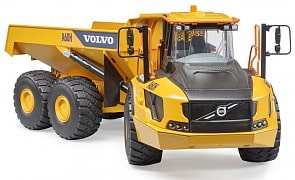 Карьерный сочлененный самосвал Bruder Volvo A60H (Bruder, 02-455)