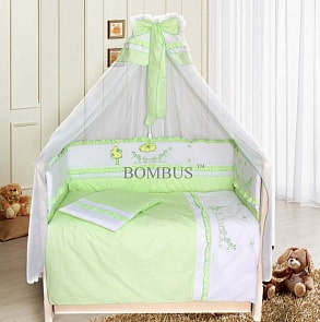 Комплект в кроватку - Веселая семейка, 7 предметов, зелёный (Bombus, BOM_1114)