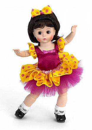 Кукла - Танцовщица польки, 20 см 