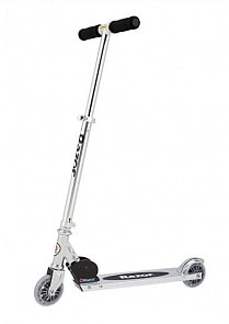 Детский двухколёсный самокат RAZOR A125 German Standart, чёрный, 084005 Детский двухколёсный самокат RAZOR A125 German Standart, чёрный, 084005