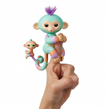 Интерактивная обезьянка Денни с малышом, 12 см 