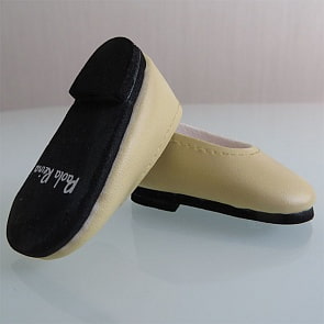 Туфли светло-бежевые, для кукол 32 см (Paola Reina, 63212)