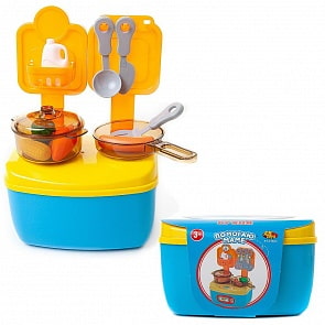 Кухня-мини в чемоданчике с аксессуарами из серии Помогаю Маме (ABtoys, PT-01360)