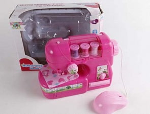 Швейная машинка с аксессуарами, свет и звук (B1382083)