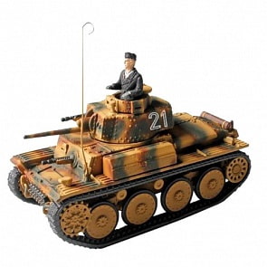 Коллекционная модель - немецкий танк Panzer 38(t), Украина, 1944 год, 1:72 (Unimax, 85107_md)
