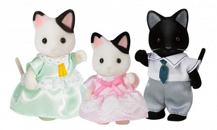 Семья Черно-белых котов из серии Sylvanian Families, 3 фигурки 